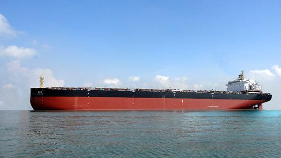 货船首制船"鹏锦"轮在黄船海工厂区正式命名交付,中国远洋运输(集团)