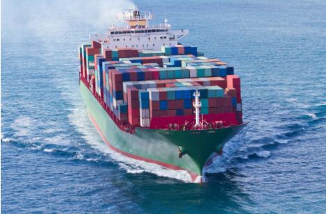 港口货船拥堵集装箱平均运价翻4倍美国圣诞树价格暴涨